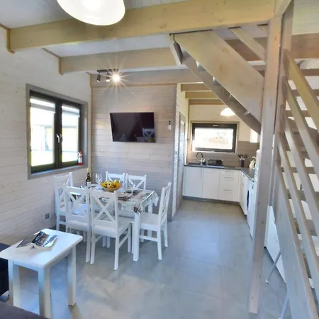 Cottage In Siano Ty Near The Beach, Cleaning Included
